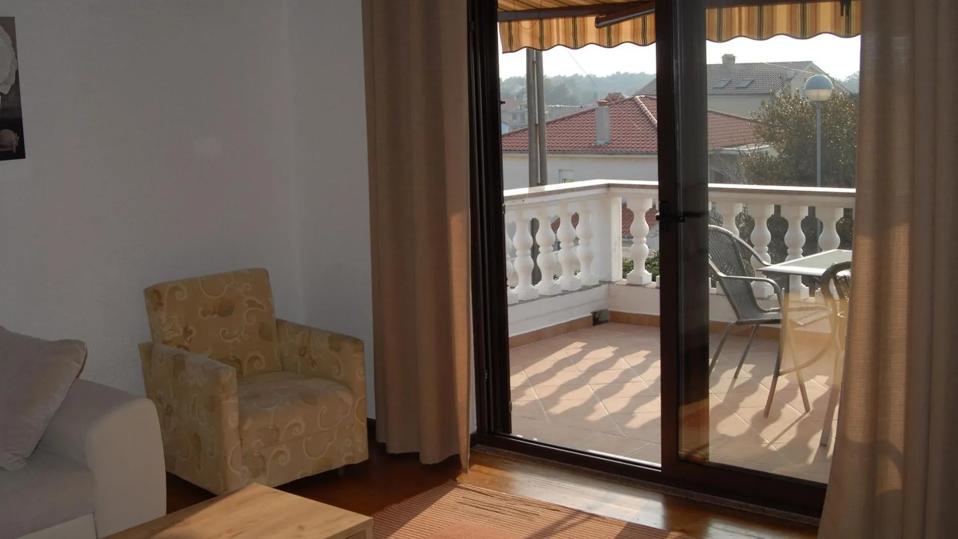 Apartment Dani Punat 0*,