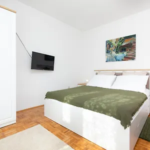 Point Of View Apartment