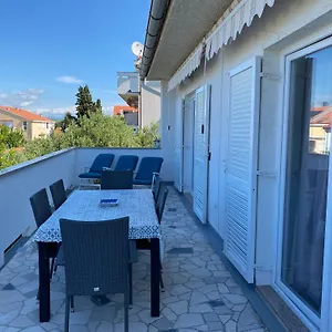 Lucia Apartment