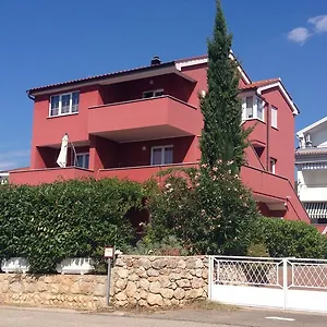 Mare Apartman